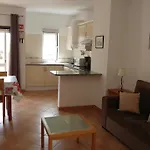 Apartahotel Castelos Da Rocha