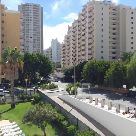 Apart-hotel Castelos Da Rocha