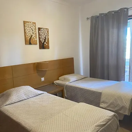 아파트호텔 Castelos Da Rocha 4*