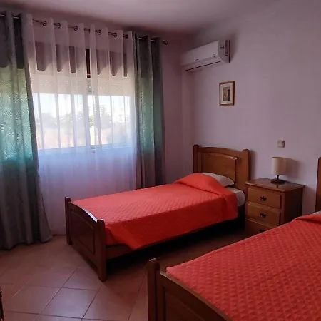 מלון דירות Castelos Da Rocha
