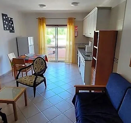Hotel apartamentowy Castelos Da Rocha 4*