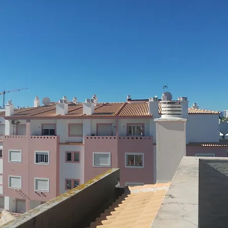Castelos Da Rocha מלון דירות פורטימאו