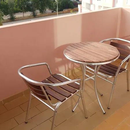 Castelos Da Rocha מלון דירות 3*