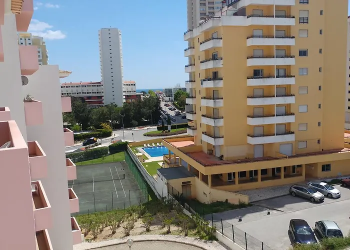 Апарт-отель Castelos Da Rocha Портиман