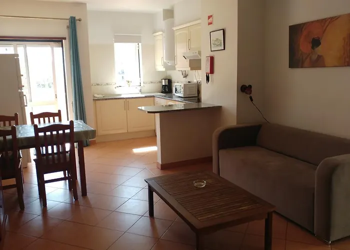 Castelos Da Rocha Апарт-отель Портиман