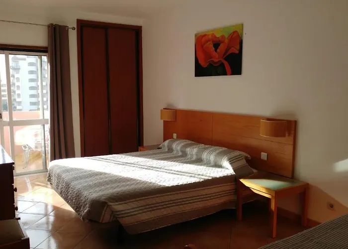 Апарт-отель Castelos Da Rocha