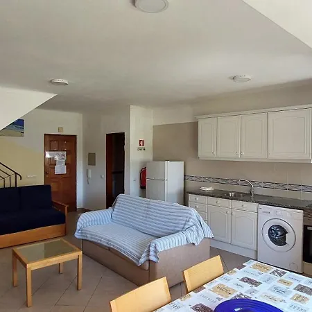 Lägenhetshotell Castelos Da Rocha 3*